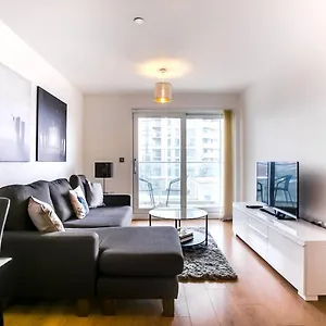 Guestready - Comfort By The Thames, W/ Balcony , London United Kingdom